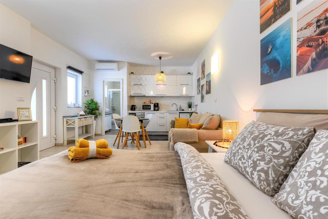 Studio Mare Apartment Zadar